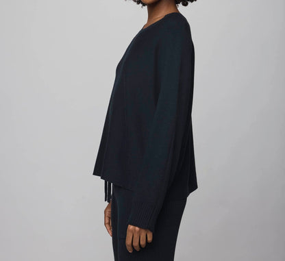 Lightweight Cashblend Pullover Sweater