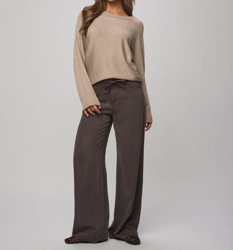 Lightweight Cashblend Pullover Sweater