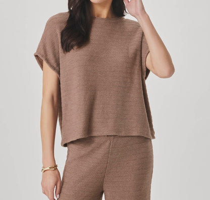 Short Sleeve Top Pullover