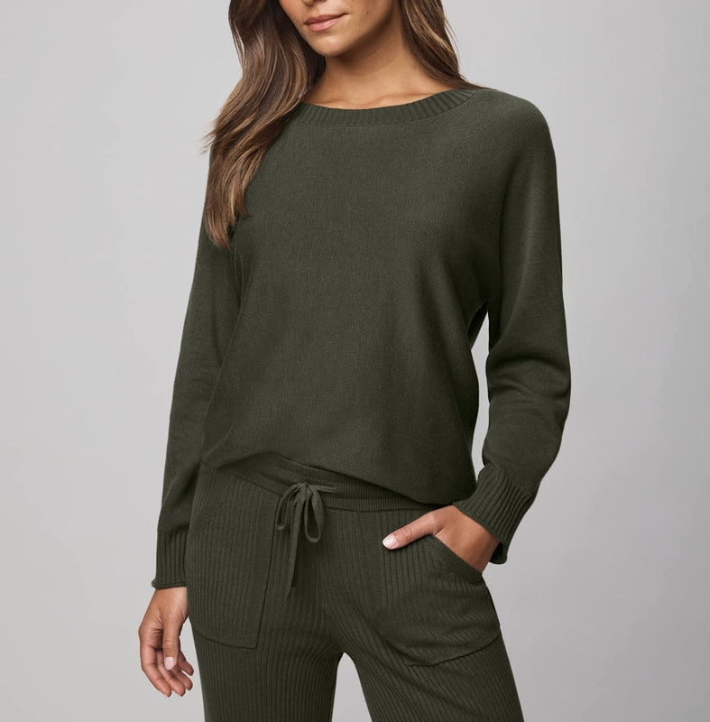 Lightweight Cashblend Pullover Sweater