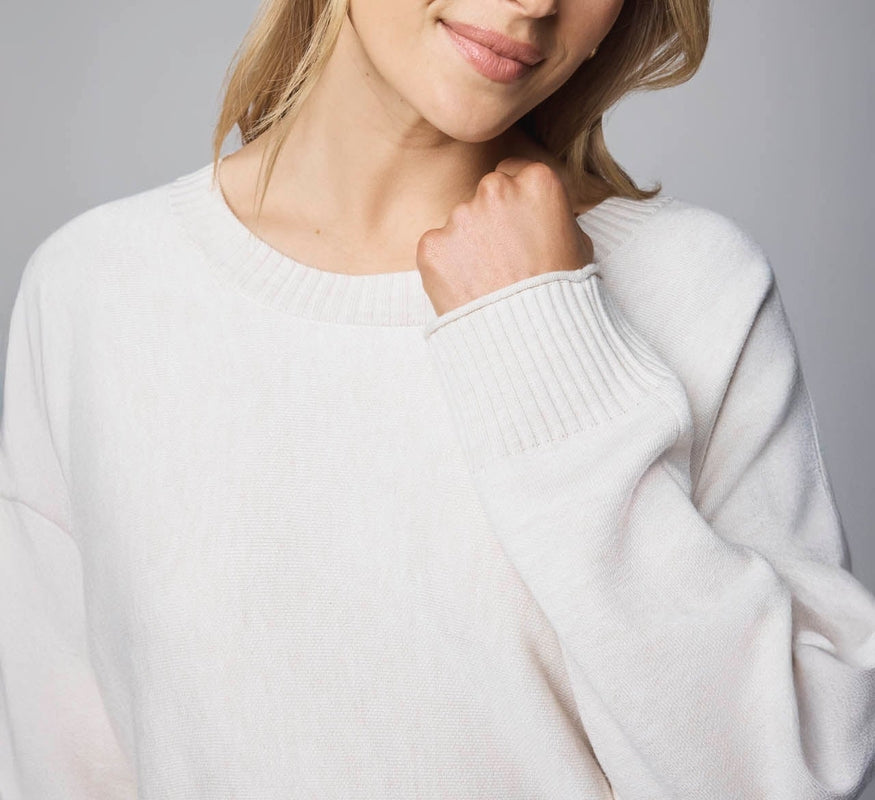 Lightweight Cashblend Pullover Sweater