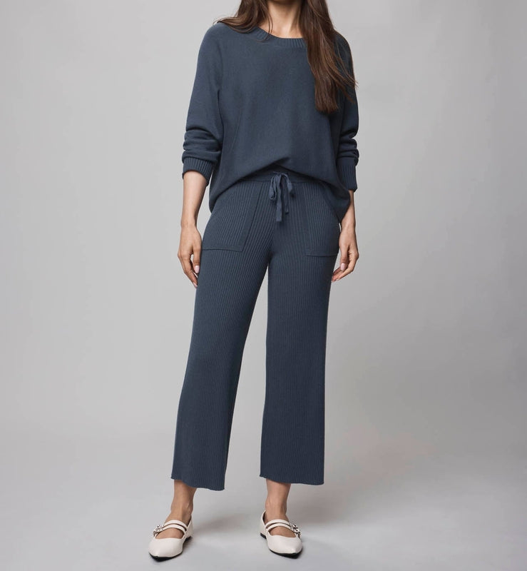 Lightweight Cashblend Pullover Sweater